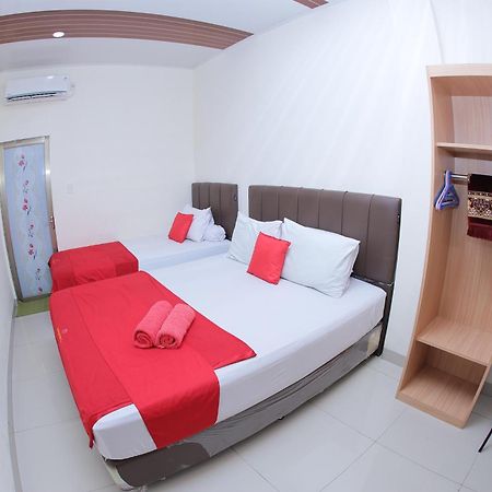 Grand Koetaradja Permai Hotel Banda Aceh Exterior foto